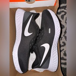 Nike Women’s Shoe